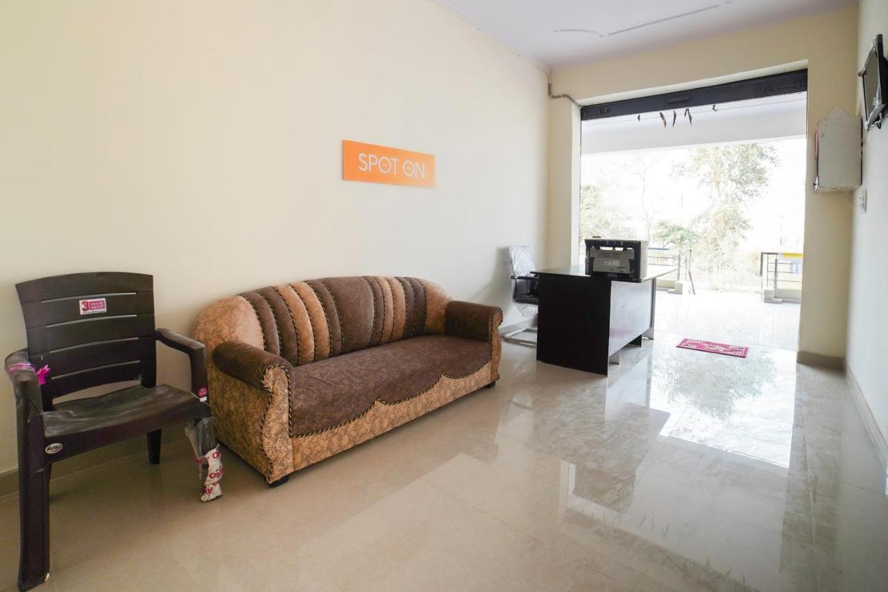 Spot On 67119 Hotel Shivam Residency Rampura  Ngoại thất bức ảnh